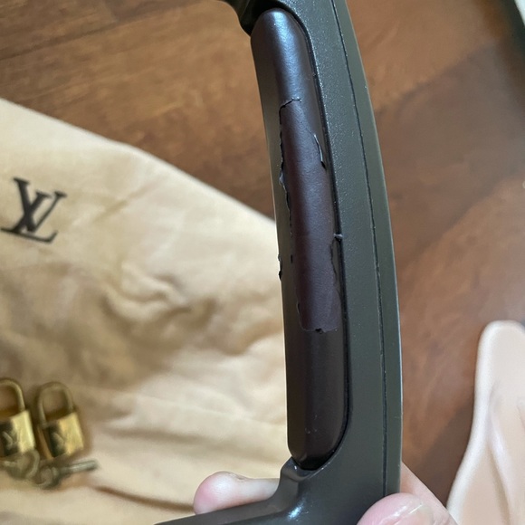 Louis vuitton PEGASE 45 in DE Sold - Picture 7 of 16